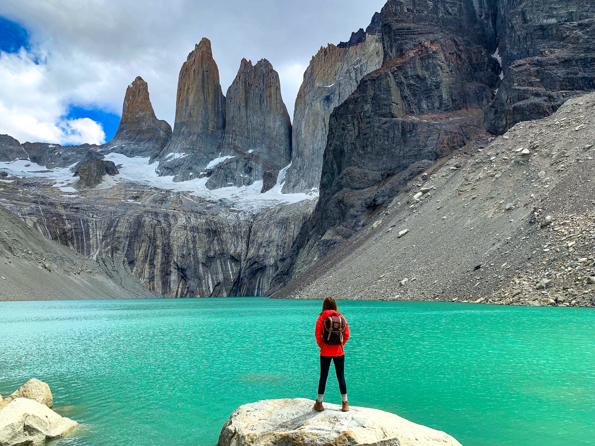 mirador las torres del paine patagonia towers hike